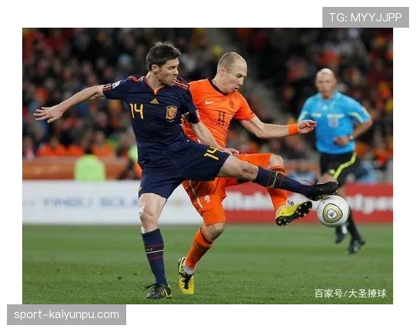 德布劳内与哈维的生涯荣誉和战术影响力差距根源何在